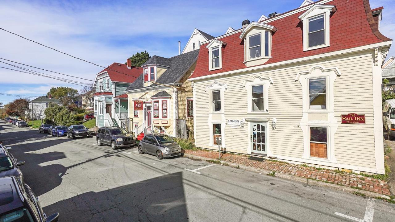 Sail Inn Lunenburg Exterior photo