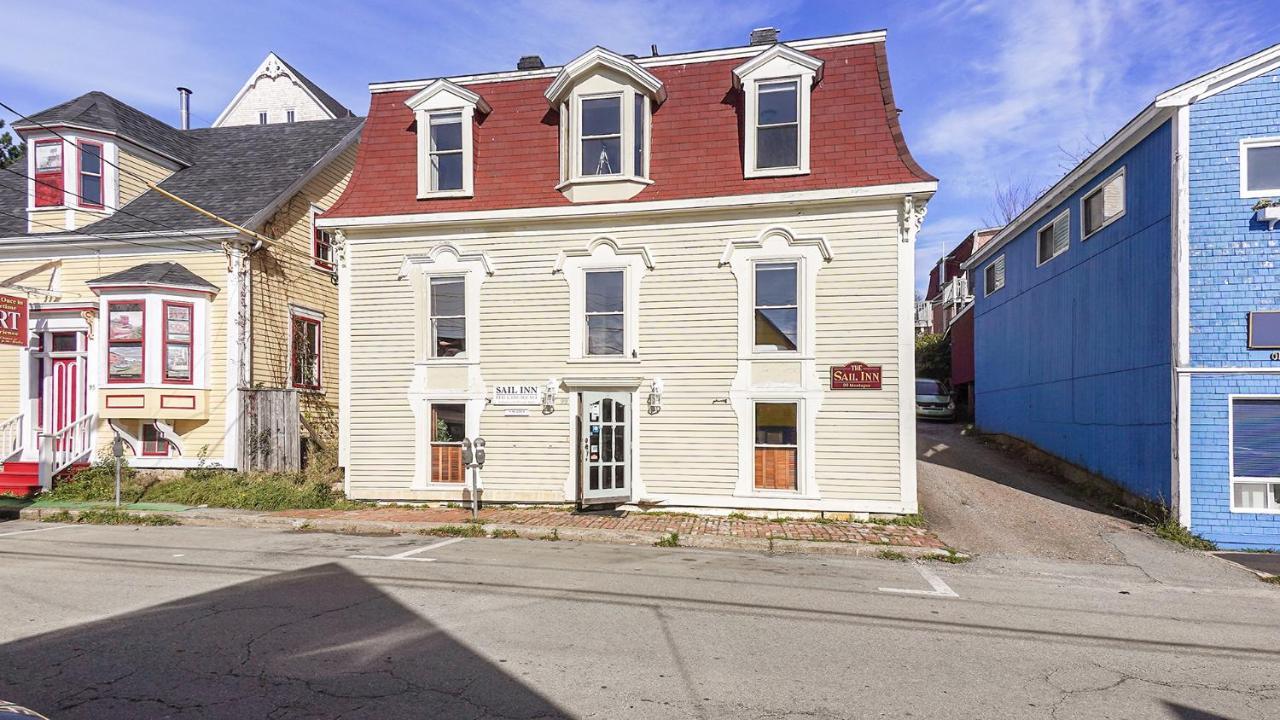 Sail Inn Lunenburg Exterior photo